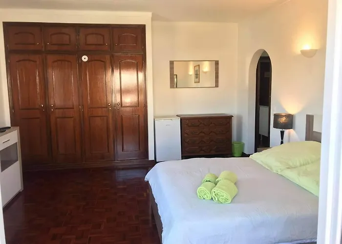 Lagos Room Booking Pensión *