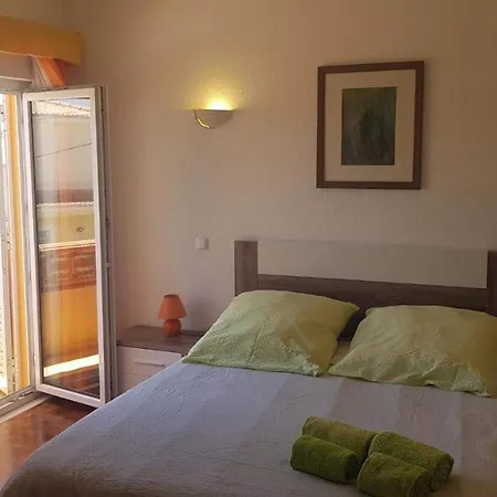 Πανσιόν Lagos Room Booking